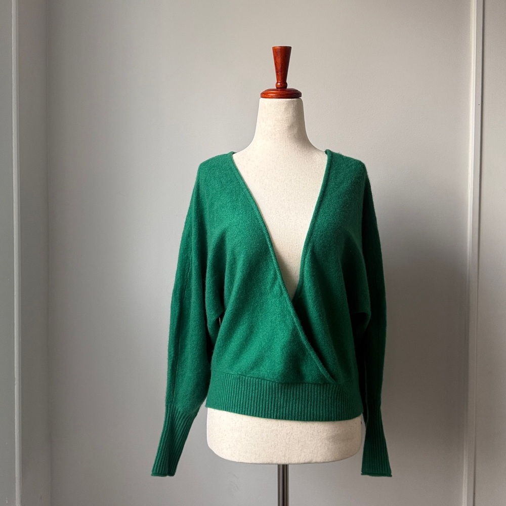 Maeve Vibrant Green Cashmere Sweater Size XS Wrap Top Balloon Sleeves Classic